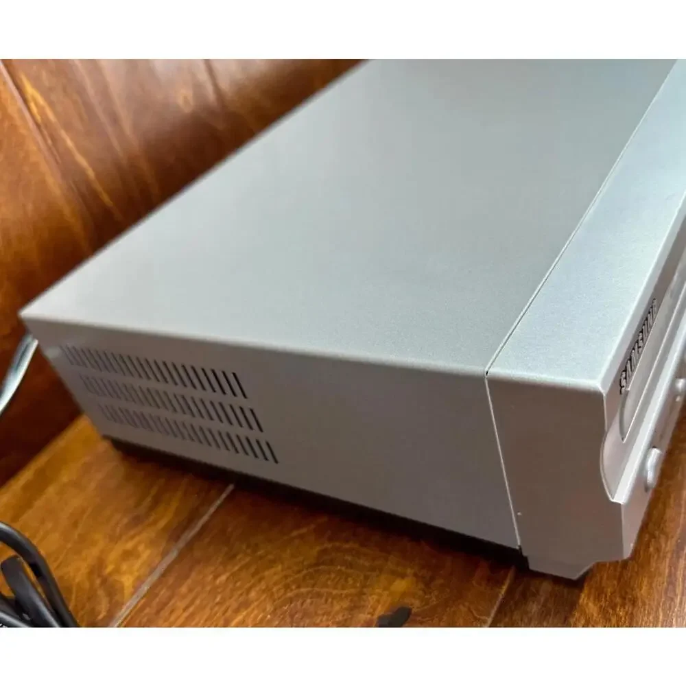 Samsung DVD-V4600 4 Head VHS DVD Combo Parts Or Repair